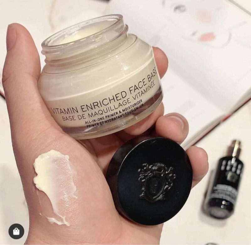kem lót Bobbi Brown Vitamin Enriched Face Base
